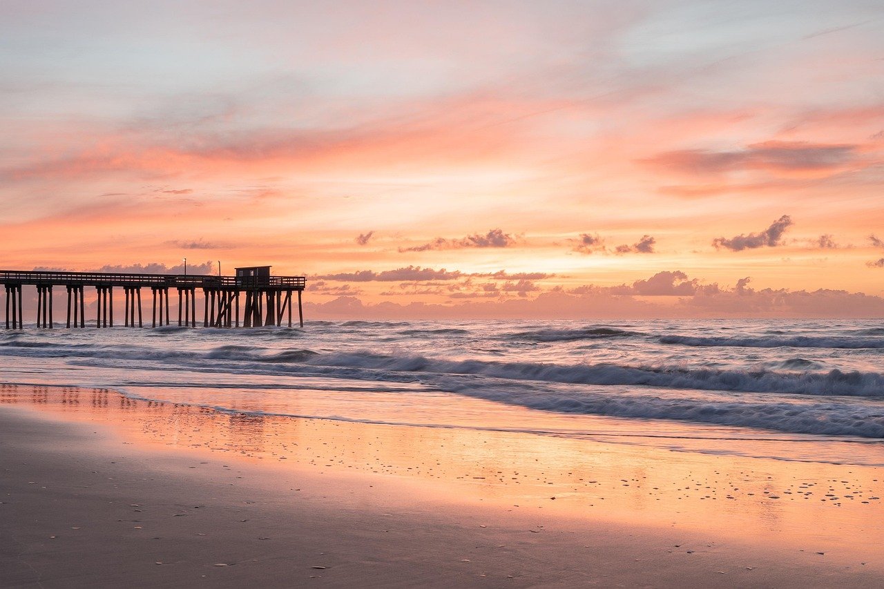 श्री बगलामुखी रक्षा कवच यंत्र चौकी (पीतल - 11 सेमी)